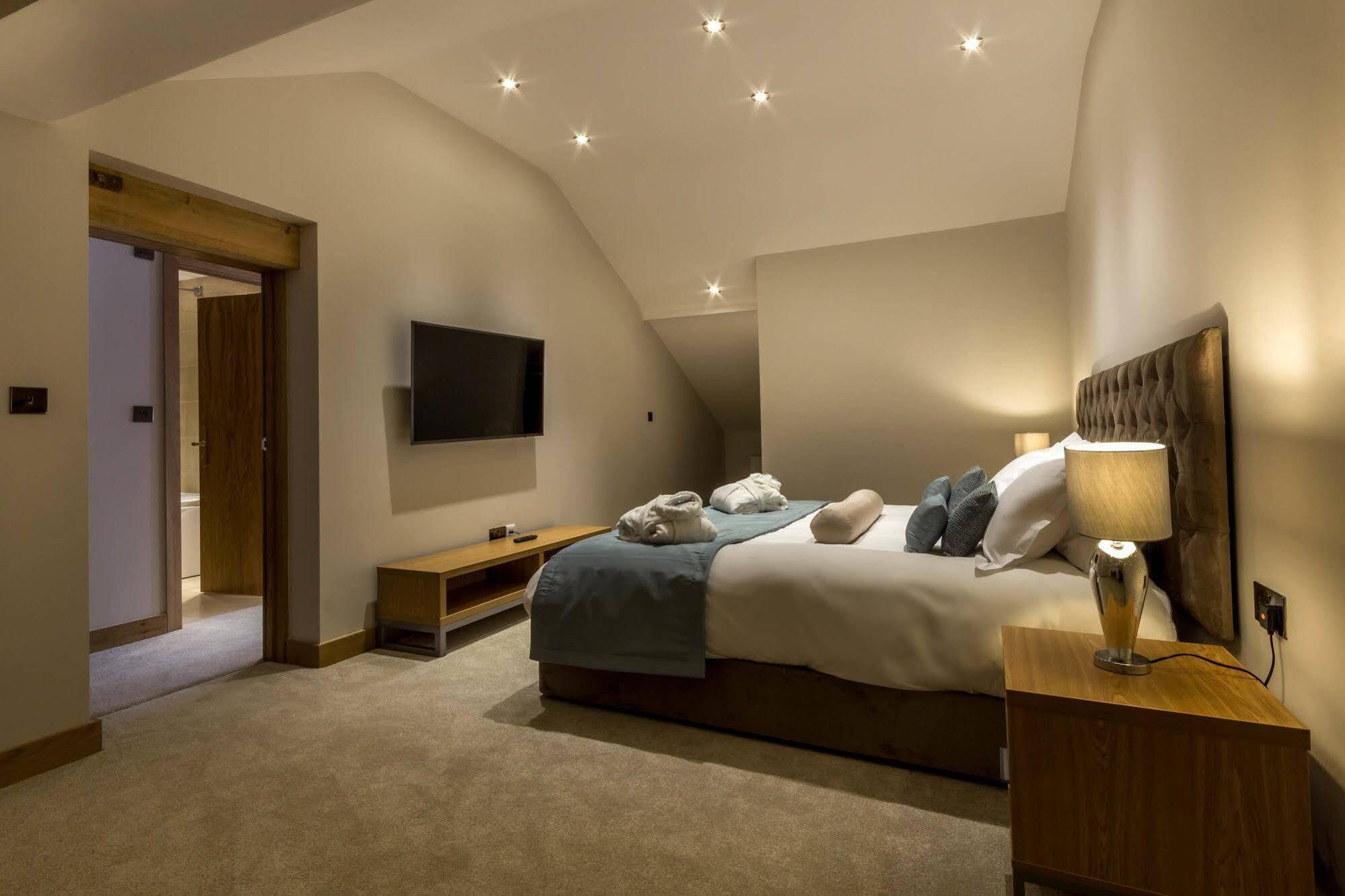 Mansio Suites Basinghall Лидс Экстерьер фото